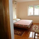 Apartman In With Sea View, Terrace, Air Conditioning, Wi-fi *