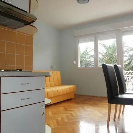 In With Sea View, Terrace, Air Conditioning, Wi-fi *
