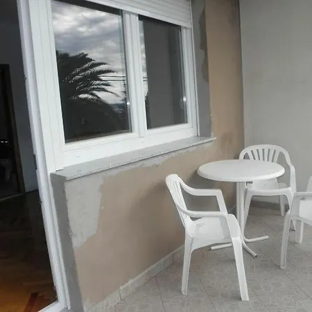 In With Sea View, Terrace, Air Conditioning, Wi-fi Lejlighed