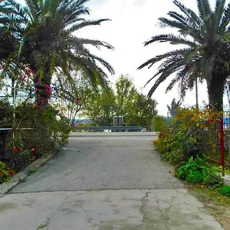 In With Sea View, Terrace, Air Conditioning, Wi-fi