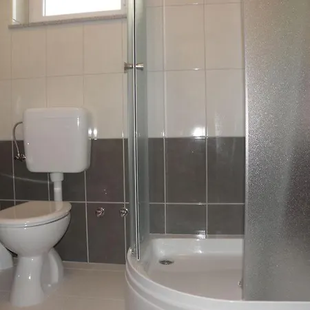 Lejlighed In With Sea View, Terrace, Air Conditioning, Wi-fi Duće